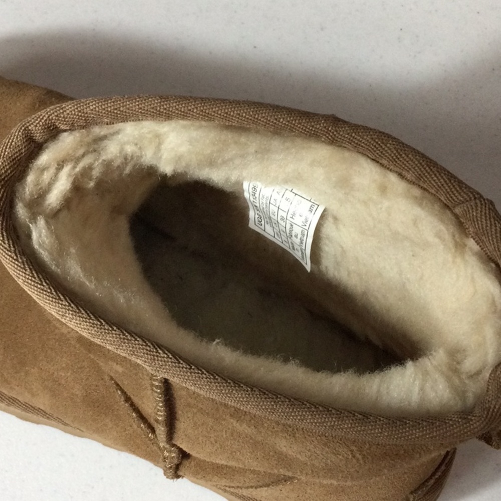 UGG Women's Brown Platform Ankle Boots - Picture 15 of 15